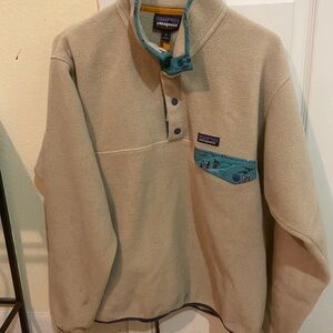 Patagonia medium tan jacket